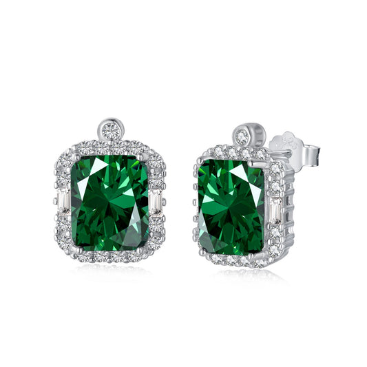 "Enchanting Baguettes: Silver Earrings with Green Zirconia Accents"